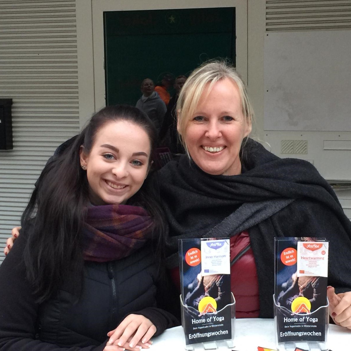 Ricarda u. Steffi vom Home of Yoga